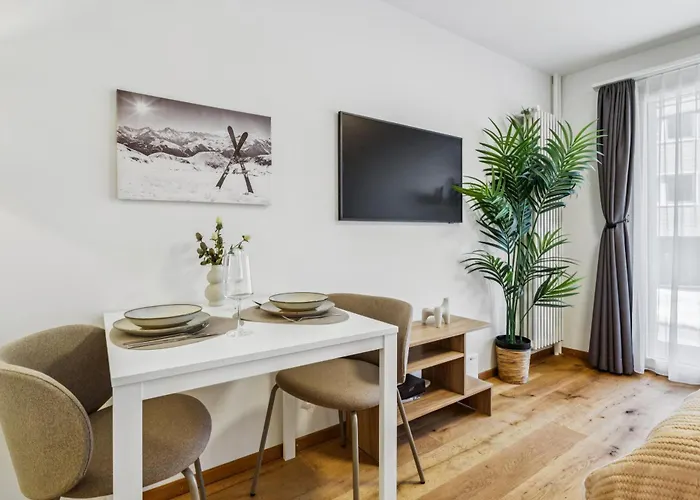 Alpen I I I Modern I Parkplatz