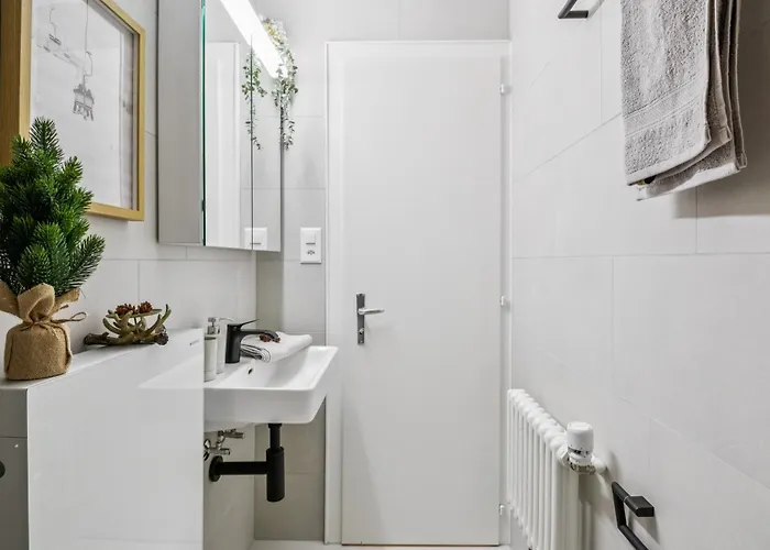 Alpen I I I Modern I Parkplatz